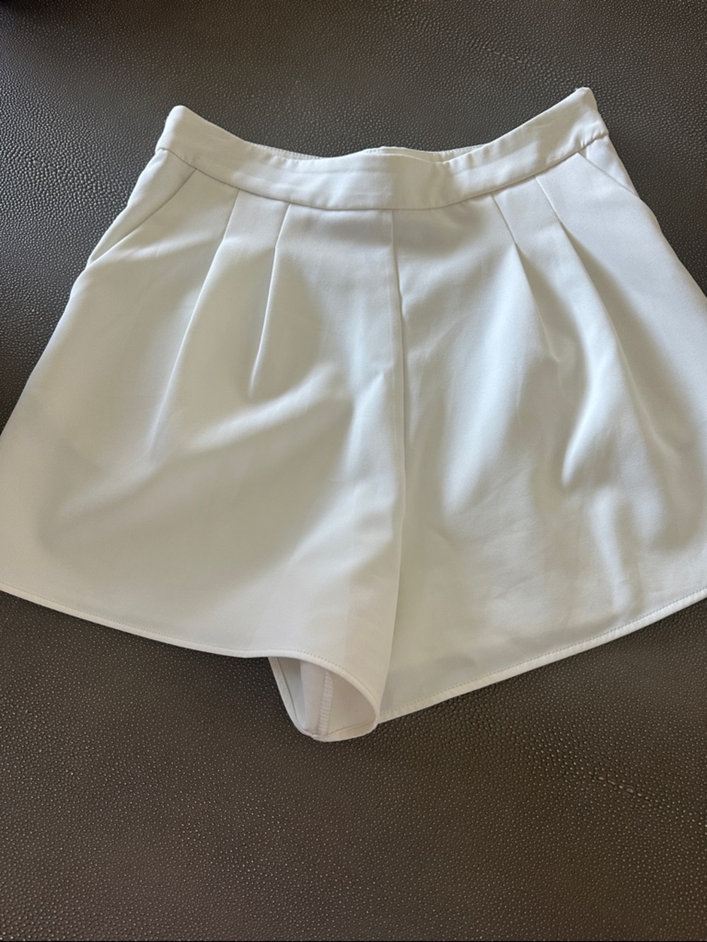 Topshop White Pleated High-Waist Skort
